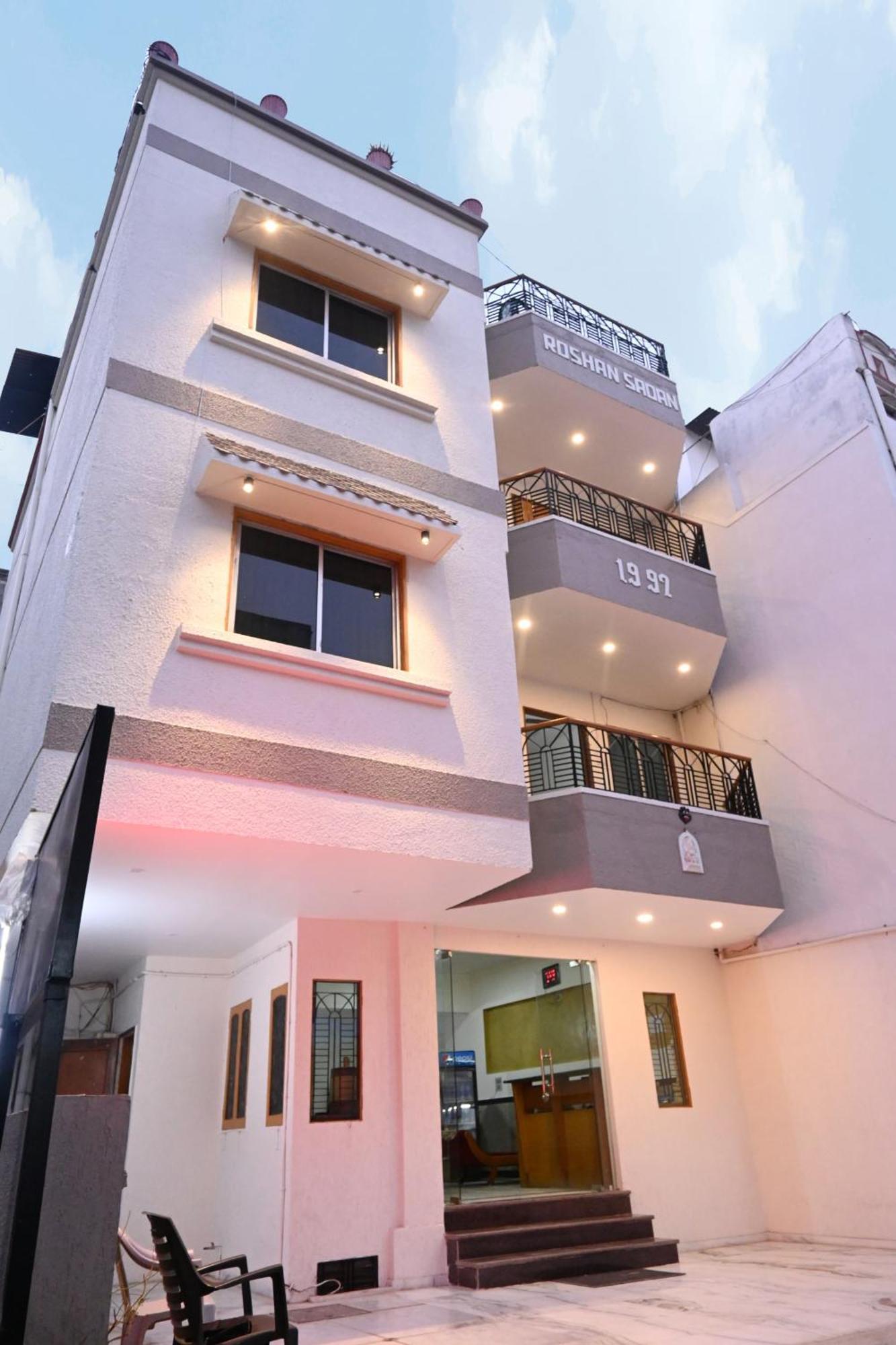 Ambaji Hotel Roshan Palace מראה חיצוני תמונה